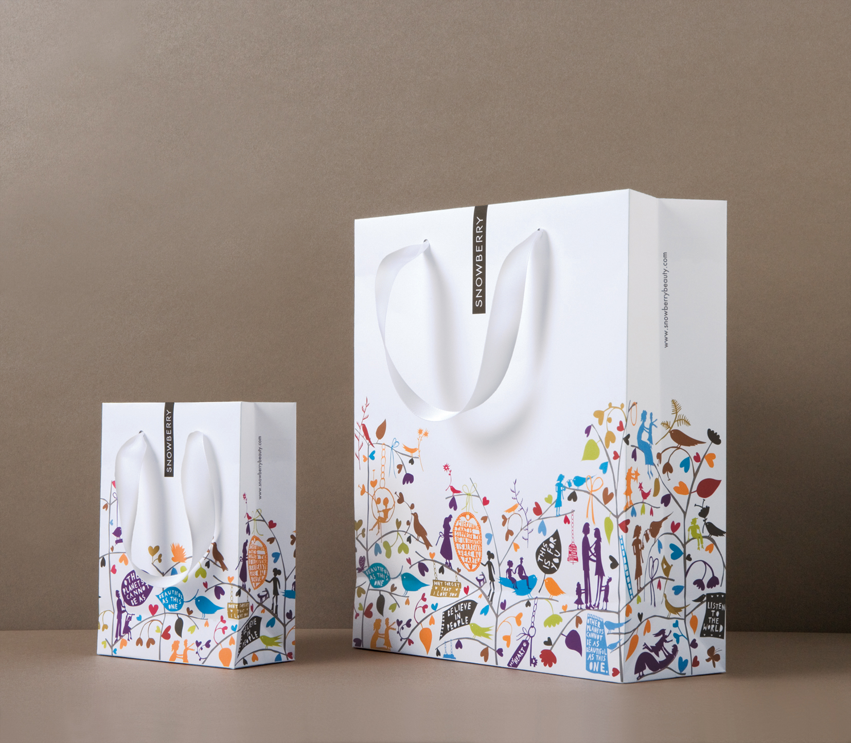 Snowberry-Product_4-carrier-bags